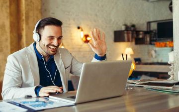 بهذه الطرق يشجع القادة الموظفين على الاندماج بمستقبل العمل عن بعد